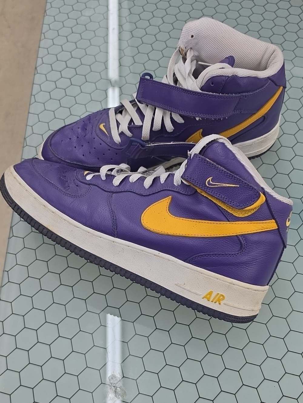 Nike AIR Force I. Purple and Yellow High-Top Sneakers with Strap